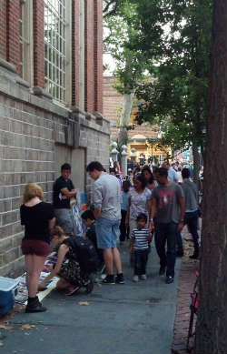 Street style artists in Philadelphia Old City 