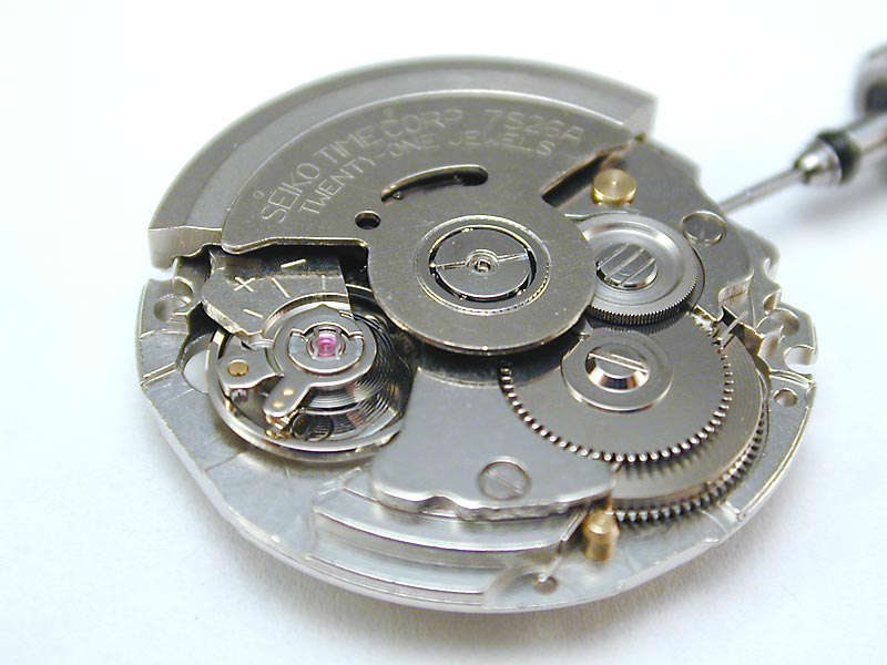 isolated automatic watch movement for service