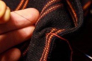 Bunching-invisible-knot-for-Shank-Benson-&-Clegg-Brass-Buttons