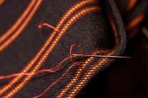 Knotting-Invisible-knot-for-Shank-Benson-&-Clegg-Brass-Buttons