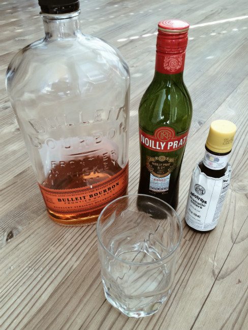 Manhattan drink ingredients