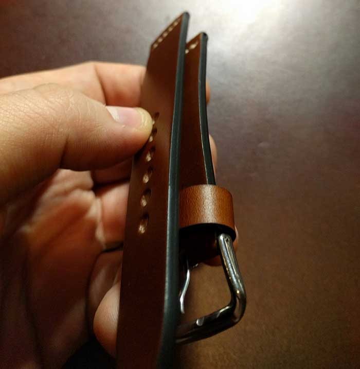 Strap Buffed With Horse Hair Brush