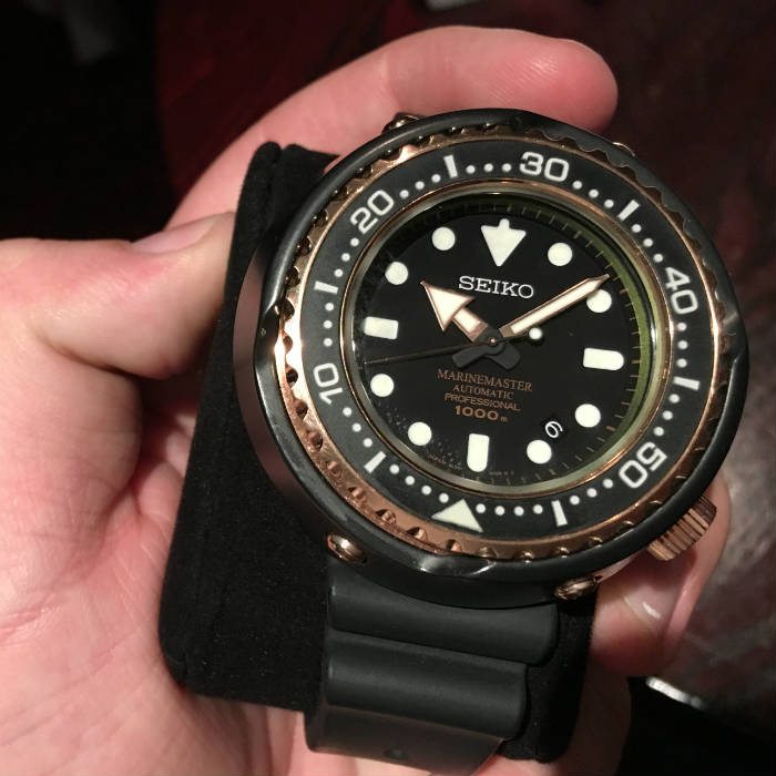 Seiko Marinemaster Profesional close up