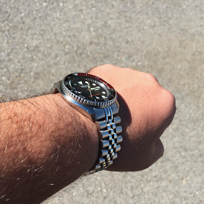 Looking Down On The Seiko Blue Red Dive Bezel