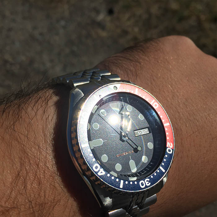SKX009 Pepsi Bezel In Bright Sunlight
