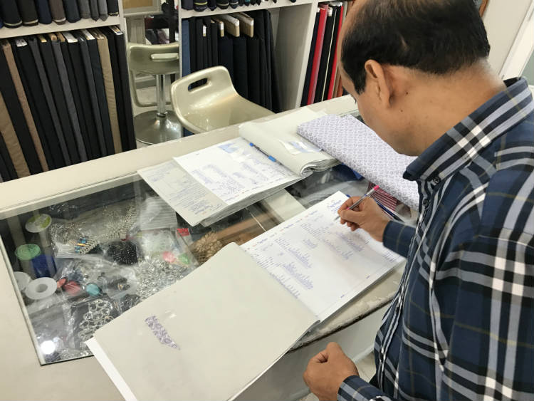 Tailor adding up cost of custom cuits