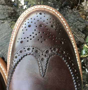 Toe Medallion On Brown Brogue