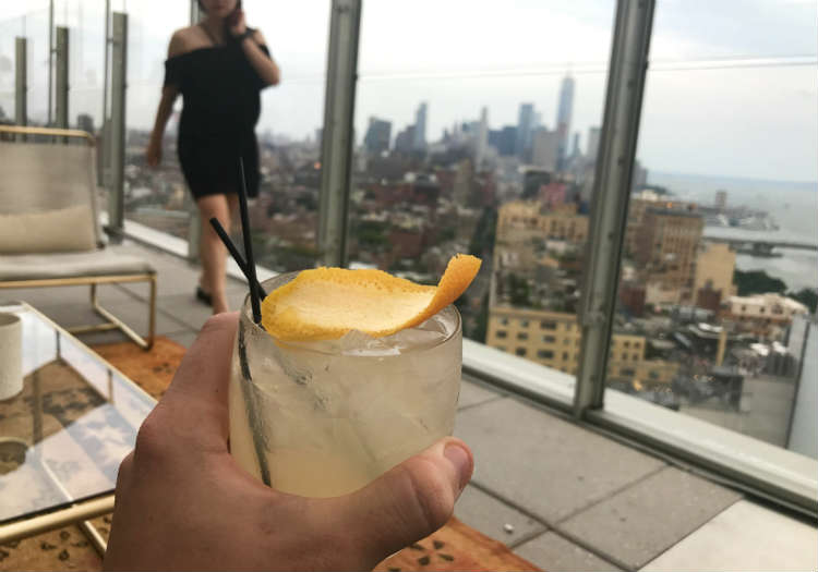 Penelope Cruz Cocktail At Rooftop Bar In New York City