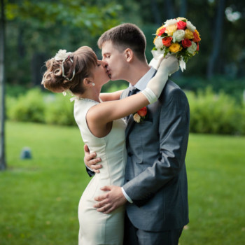 Bride-And-Groom-Kissing