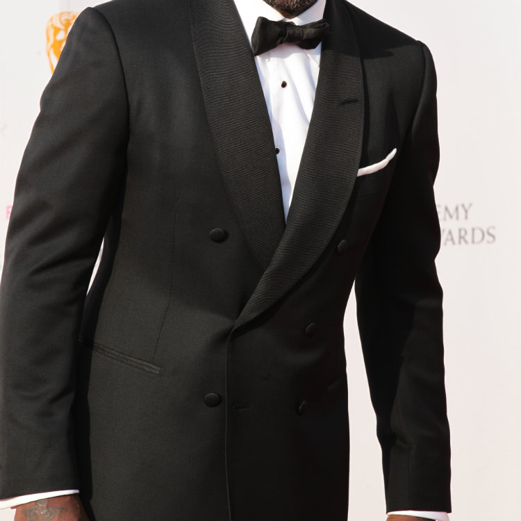 Idris-Elba-DB-Tux-Shawl-Collar
