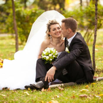 Wedding-Couple-On-Grass