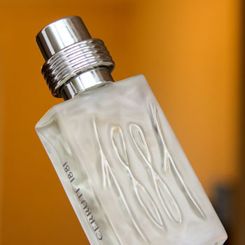 cerruti 1881 pour homme review bottle sky background