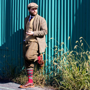 Man In Plus Fours Tweed Suit & Allen Edmonds Strandmok Brogues