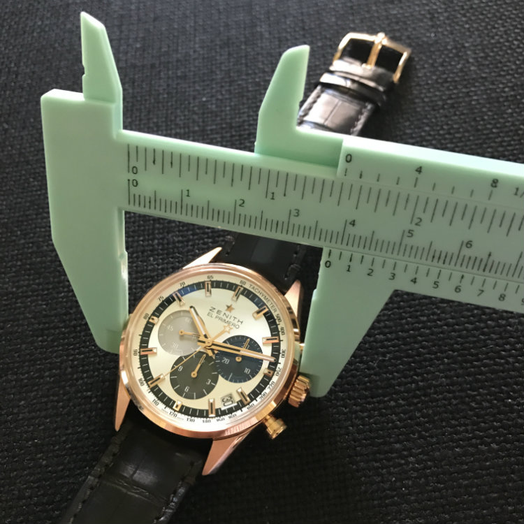 Measuring 38mm case size