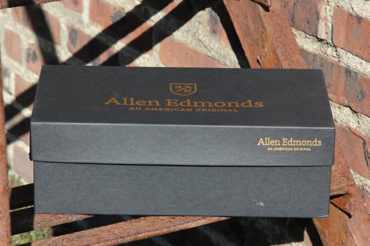 allen edmonds shoe box