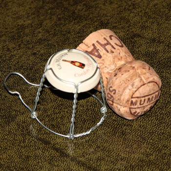 GH Mumm Cordon Rouge Champagne Bottle Plaque & Cork