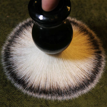 how to test a shaving brush bloom & backbone