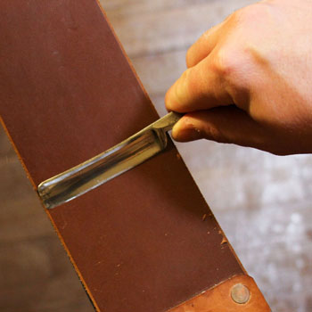 how-to-use-a-wide-straight-razor-strop