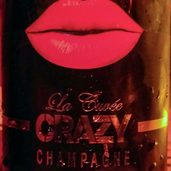 Crazy Horse Paris Comte de Cheurlin Champagne