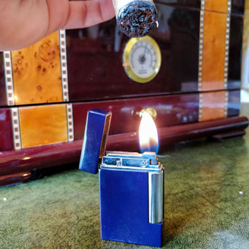 How To Toast A Cigar