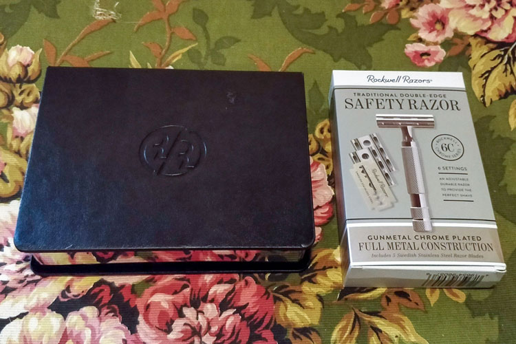 Rockwell Razor 6S & 6C Packaging side by side