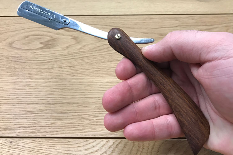 Sanguine-Shavette-Straight-Razor-With-Open-Scales