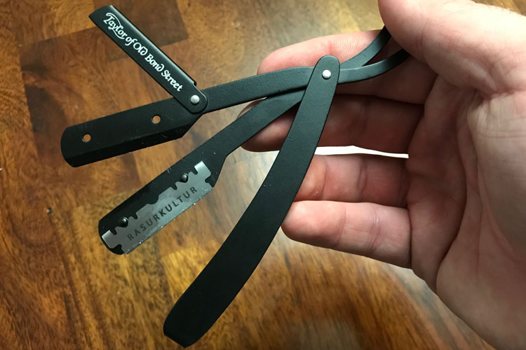 taylor-of-old-bond-street-shavette-open