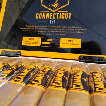 Camacho Connecticut Robusto Box Pressed