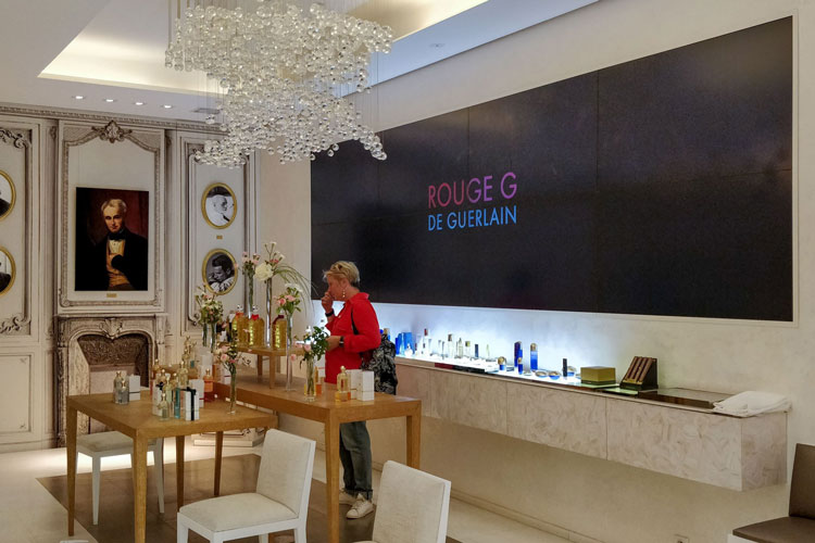 Guerlain Champs Elysées Store Flat Screen TV