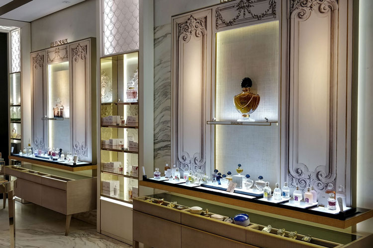 Guerlain Champs Elysées Store Shalimar Display