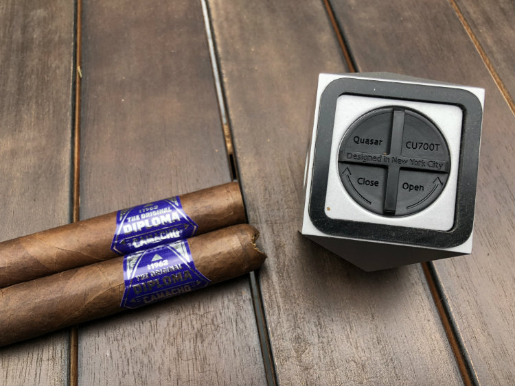 Rubber gasket of Colibri Desk cigar cutter fot stability