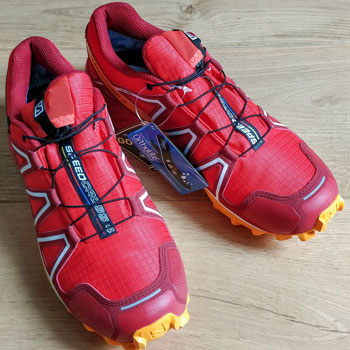 Salomon Speedcross 4 GTX with Tags