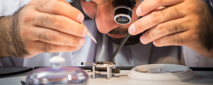 Baume And Mercier Work On Movement