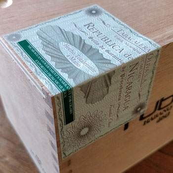 Nub Cigar Box Nicaragua Authentic Seal