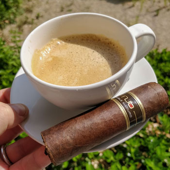 Nub Double Maduro Cigar & Italian Espresso