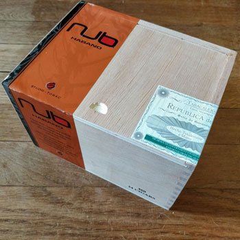 Nub Habano Cigar Box