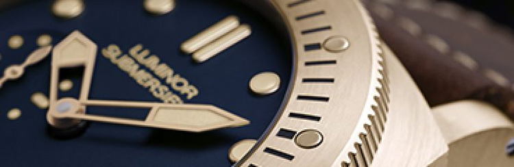 Panerai Luminor Submersible Watch