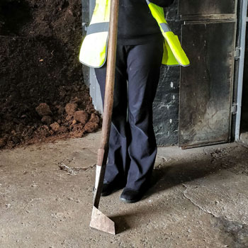 instrument for cutting peat