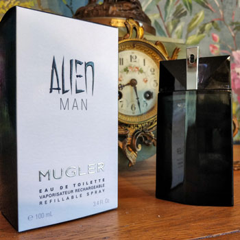 Mugler Alien Man Bottle & Packaging