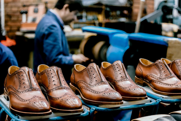 Buffing Beckett Simonon Brogue Shoes