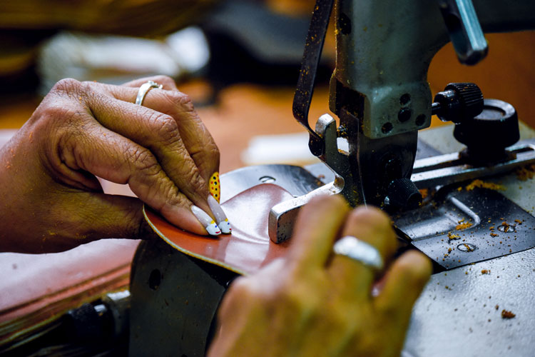Cutting Upper Leather For Beckett Simonon Shoes