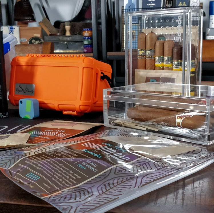 Acrylic Humidors, Cigar Caddy & Boveda Bags