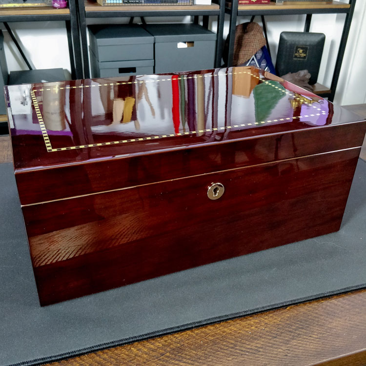 Adorini Genova Humidor Open Closed