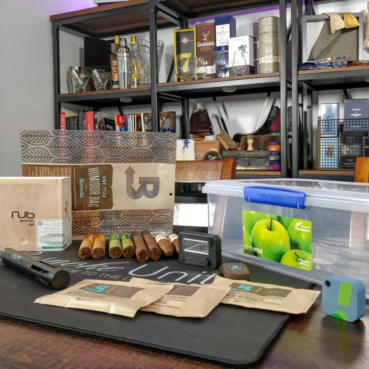 Tupperdor & Boveda Humidor Bag With Packs