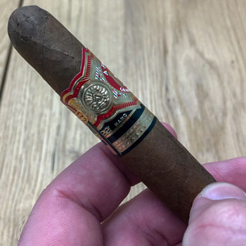 Arturo Fuente Hemingway Short Story Cigar Wrapper Detail