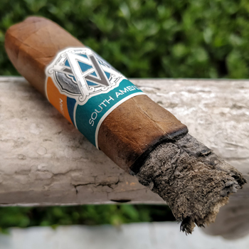 Avo Syncro Ritmo 30th Anniversary Cigar Final Third