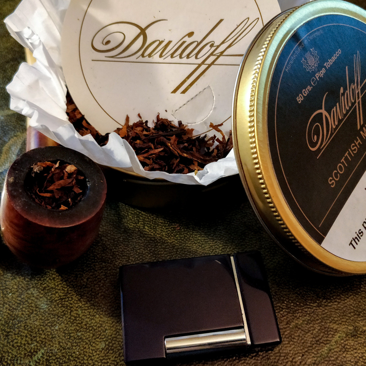 Davidoff Scottish Mixture Pipe Tobacco With Accessories