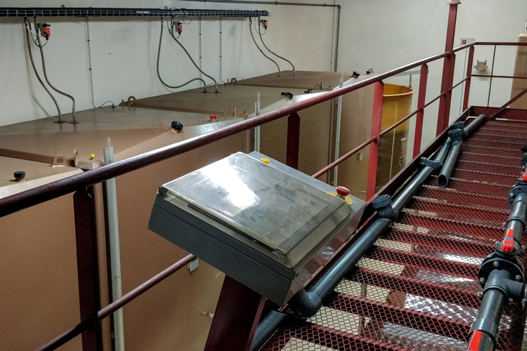 Gallimard Champagne Press Controls