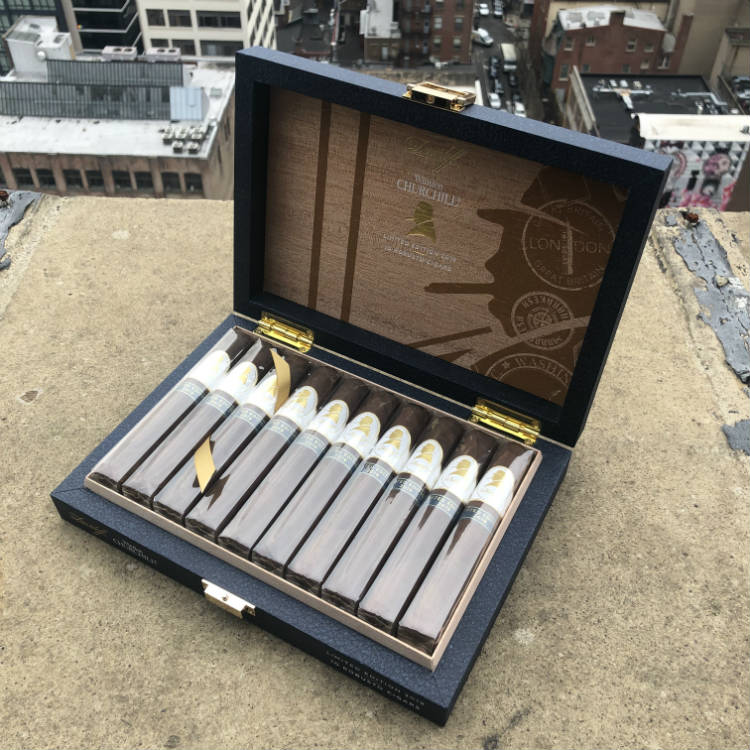 10 Robusto Davidoff Winston Churchill Limited Edition 2019 Cigars