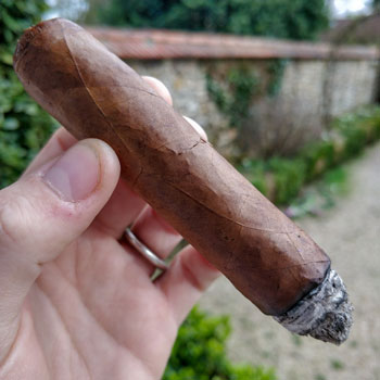 Cain & Nub F Straight Ligero Cigar Second Third